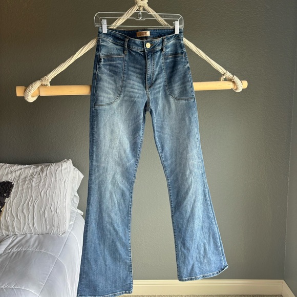 Kut From the Kloth Stevie Mid Rise Straight Jeans Size: 2 - Picture 5 of 8